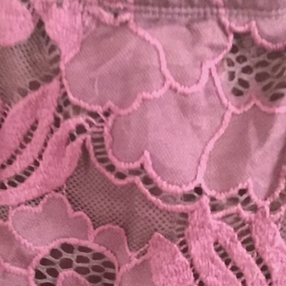 Off the shoulder,Lace ,Purple color dress , Medium size (arm holes fit small). - Picture 5 of 5